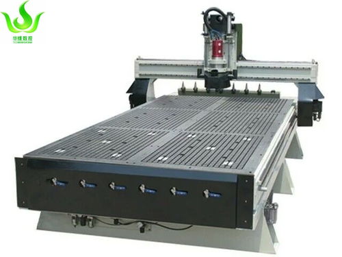 德州板式家具開料機(jī)生產(chǎn)廠家 以計算機(jī)輔助服務(wù)為先，打造高效智能生產(chǎn)新體驗(yàn)